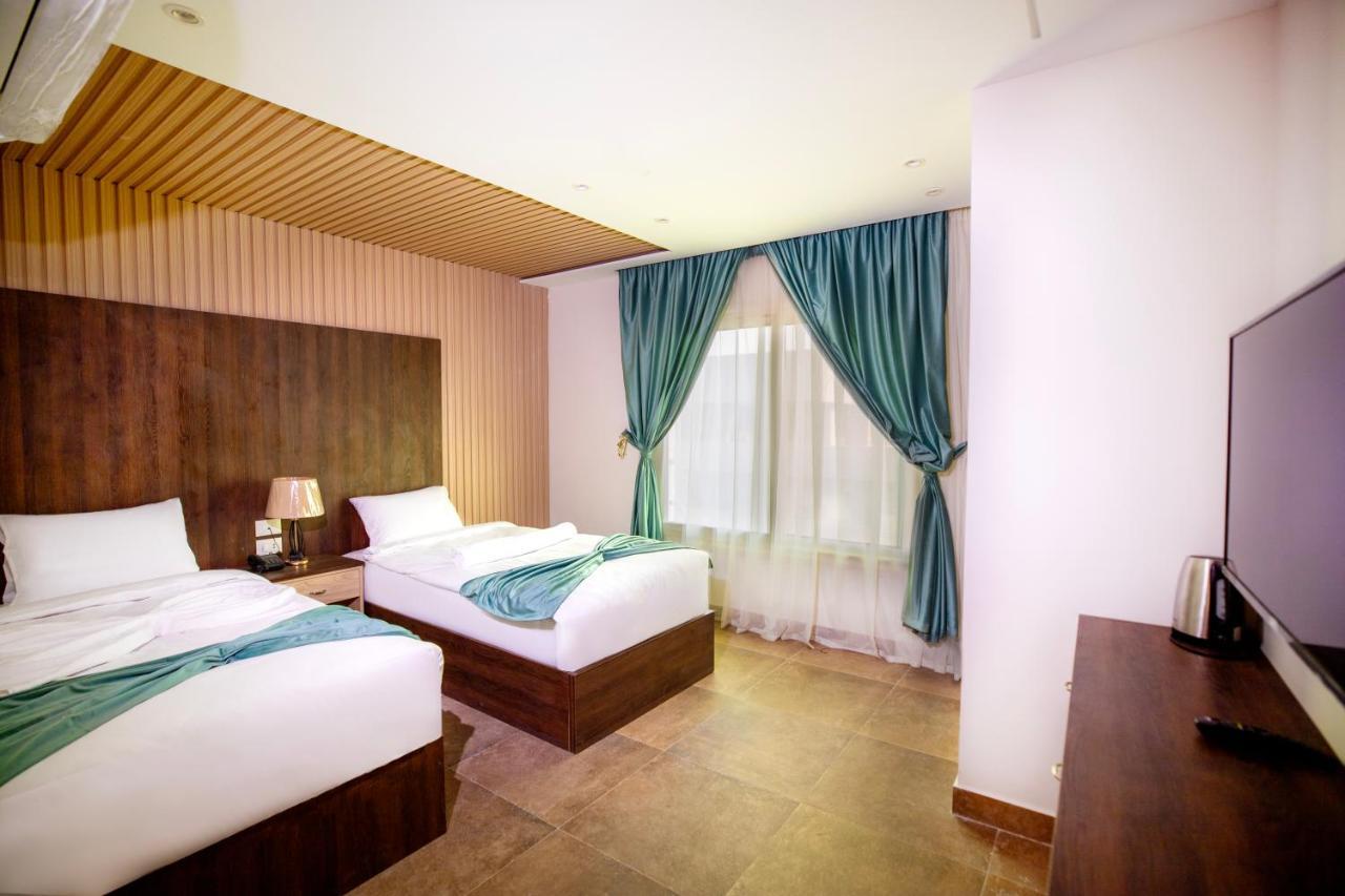 Blue Pyramids Eyes Hotel Al Kawm al Akhdar Buitenkant foto