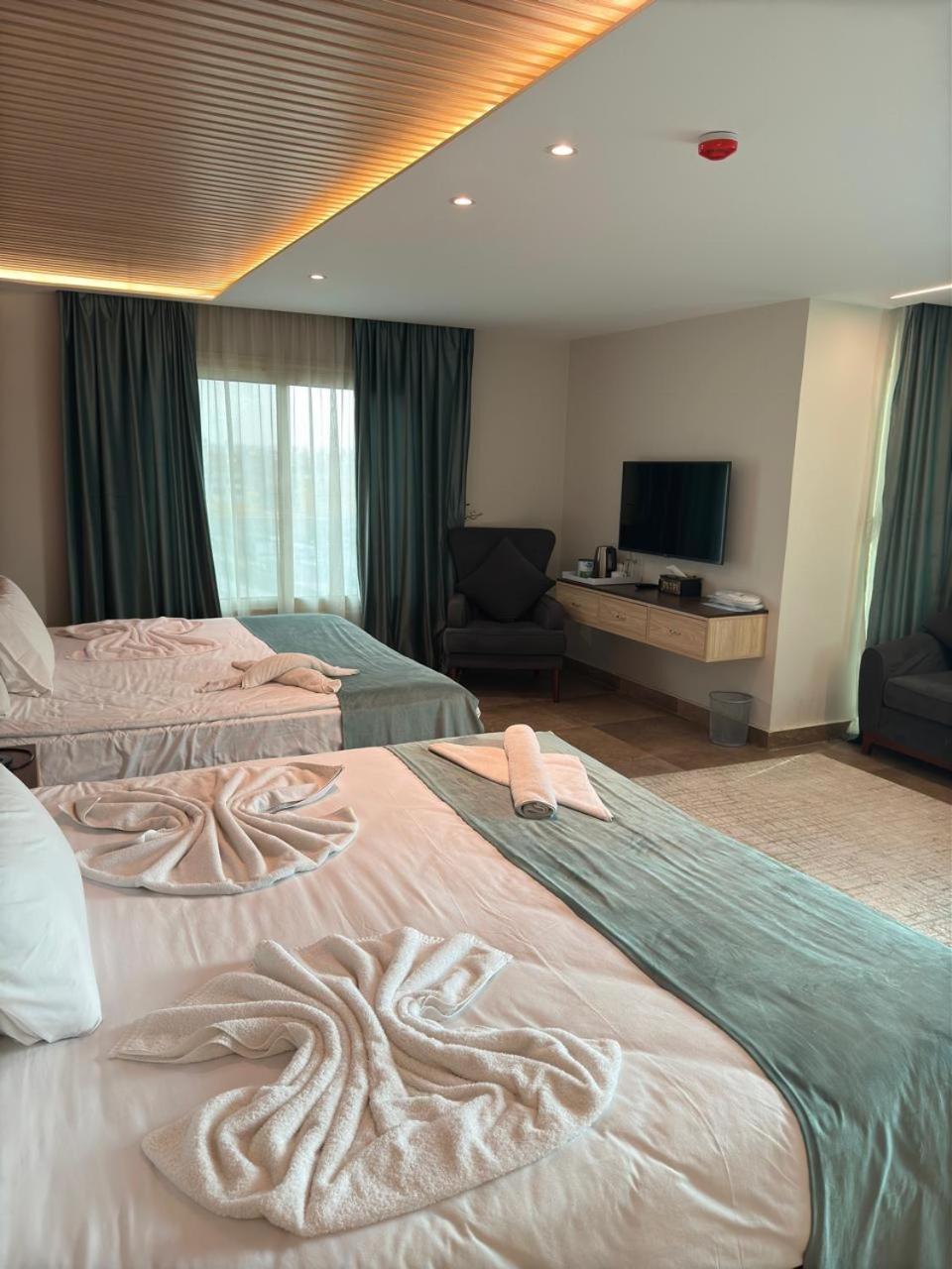 Blue Pyramids Eyes Hotel Al Kawm al Akhdar Buitenkant foto