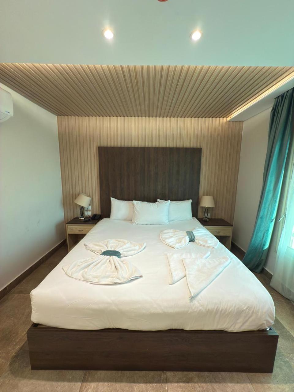 Blue Pyramids Eyes Hotel Al Kawm al Akhdar Buitenkant foto